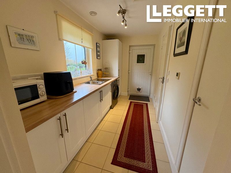 Property photo 3 of 10