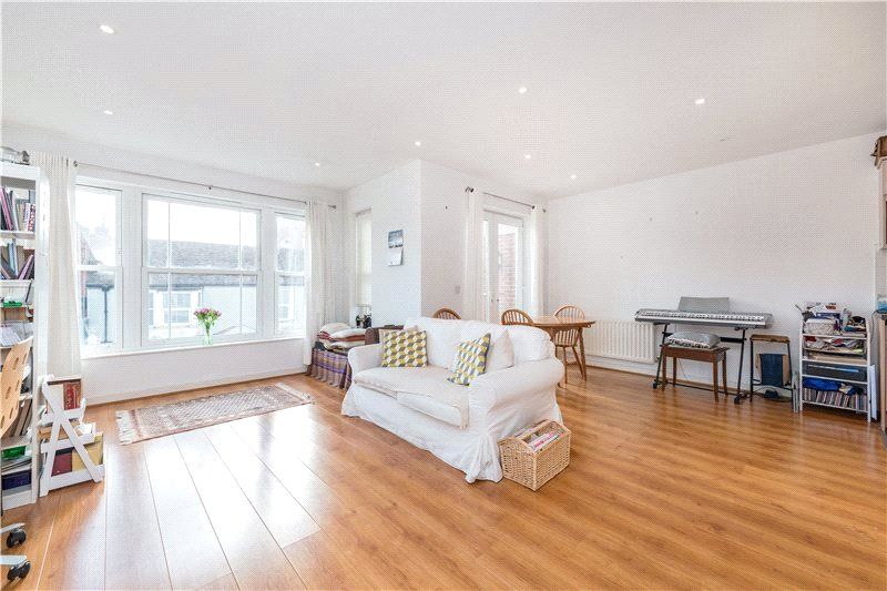 Property photo 2 of 11 Picture No. 15