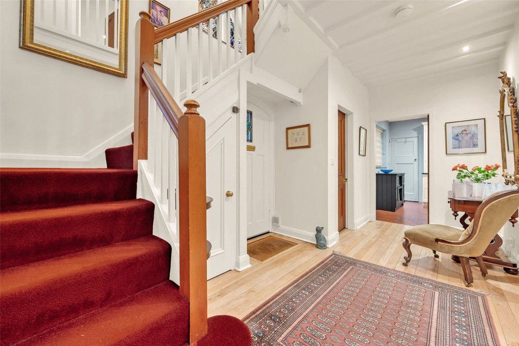 Property photo 3 of 33 Hallway