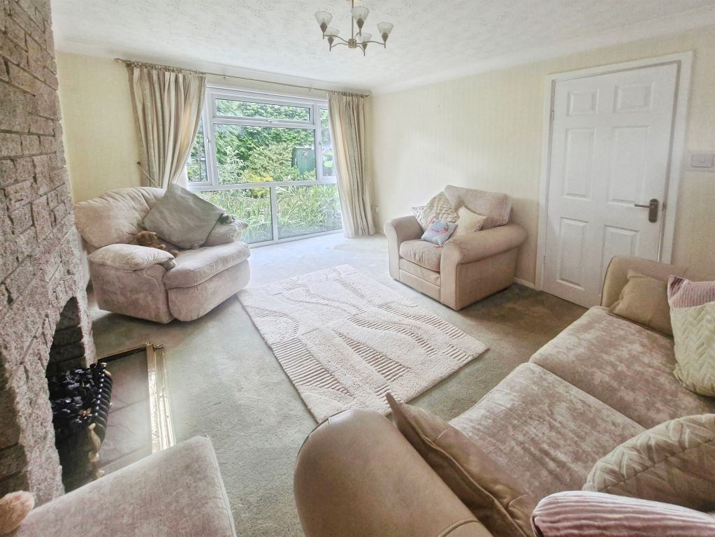 Property photo 3 of 31