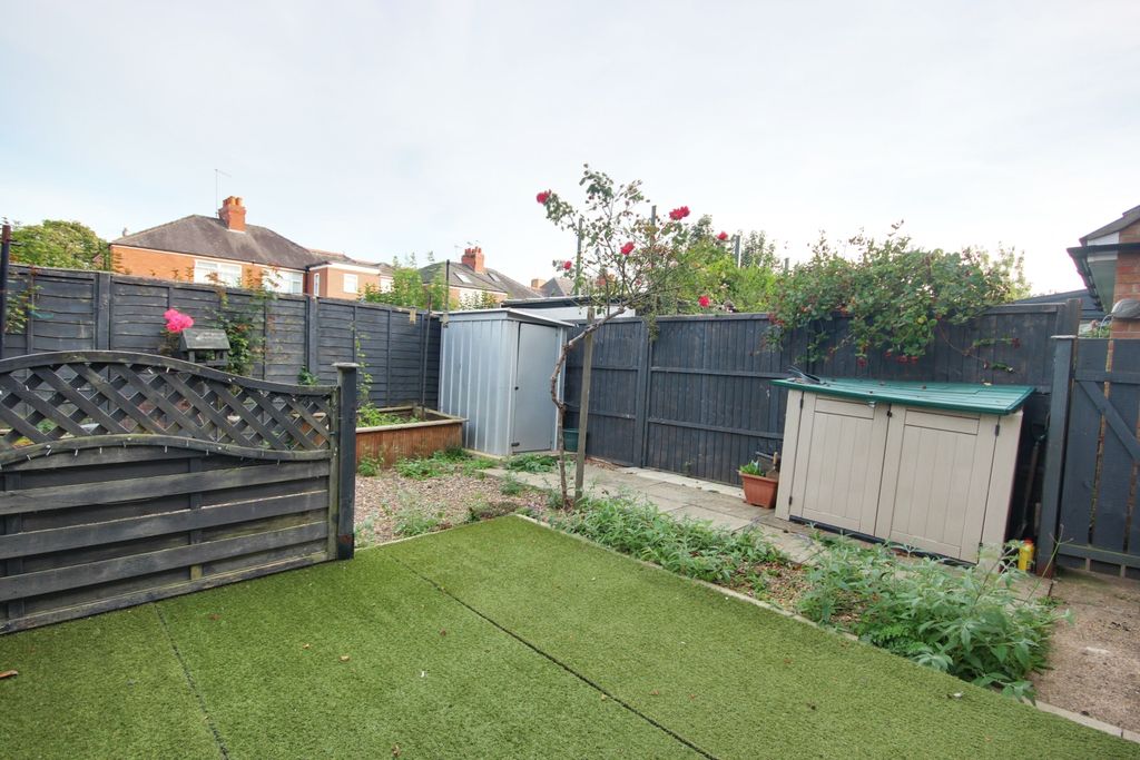 Property photo 2 of 18 1 Garden A