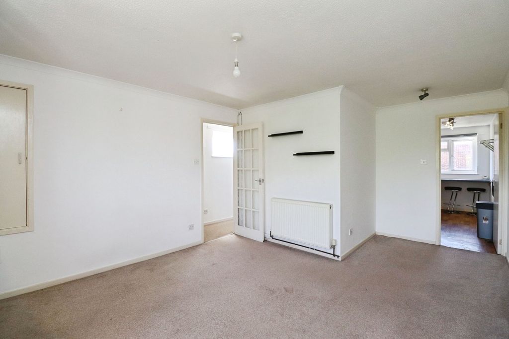 Property photo 3 of 5