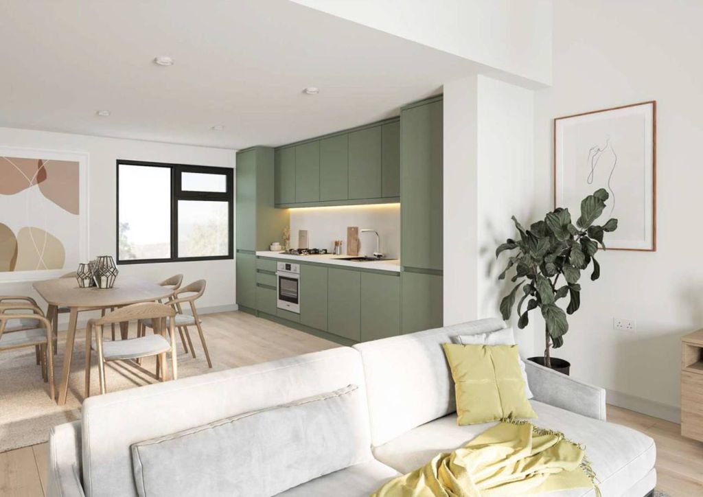 Property photo 2 of 5