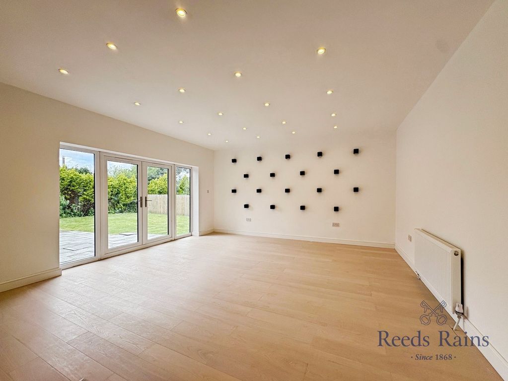 Additional image 7 of 5 bed detached house for saleThe Avenue, Medburn, Newcastle Upon Tyne, Northumberland NE20