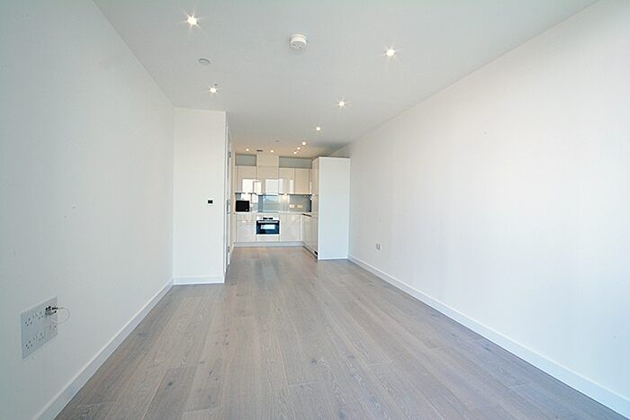 Property photo 3 of 19 66 Carriage House...