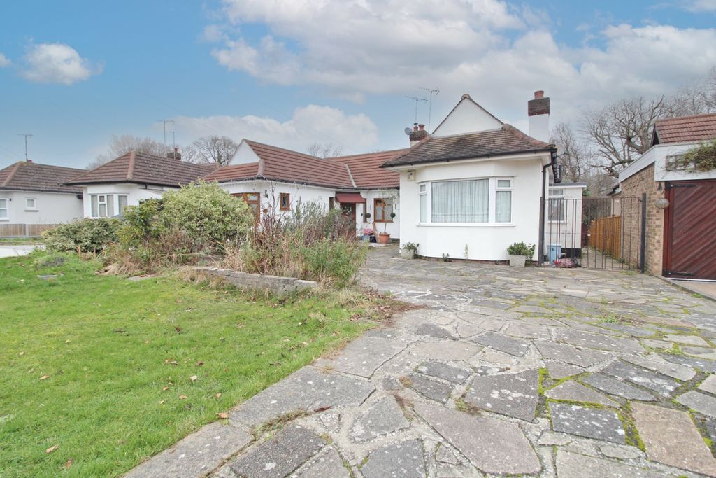 Property photo 1 of 9 4951760