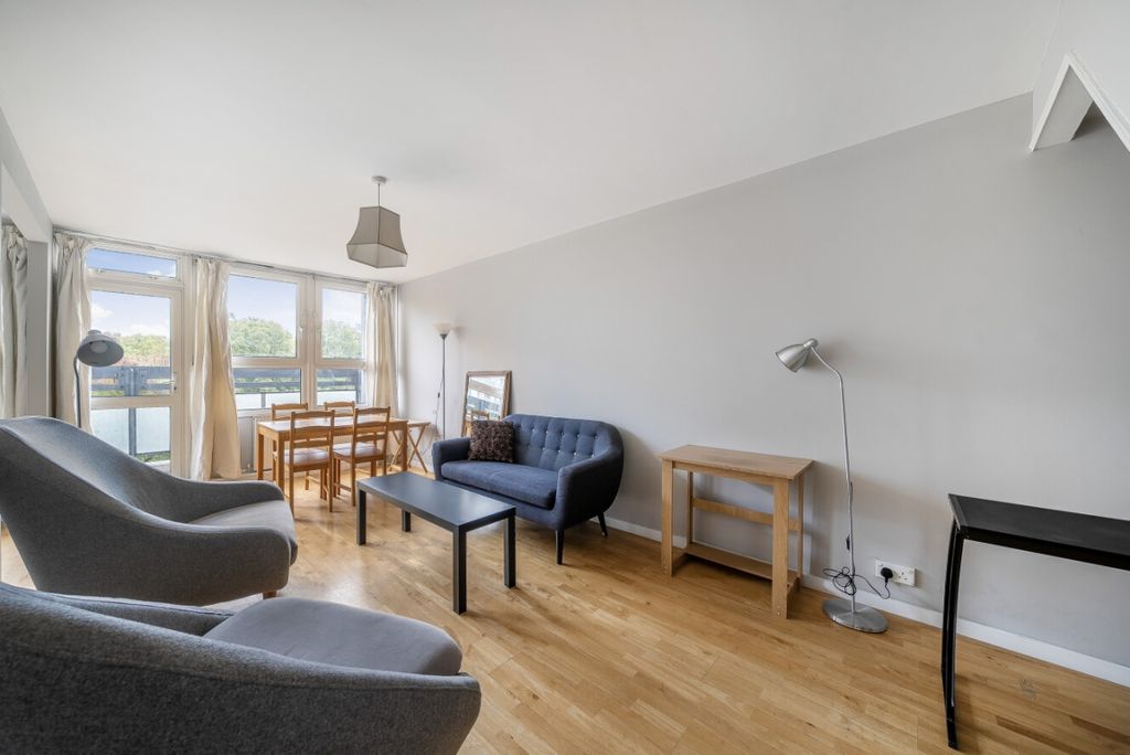 Property photo 1 of 8 1202958 (2)