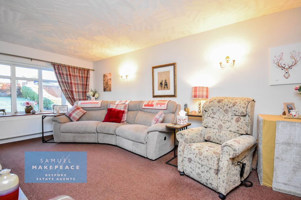 Property photo 3 of 23 Gallery