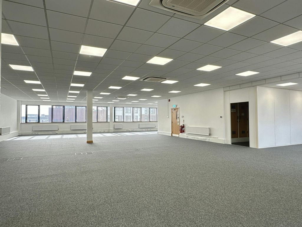 Property photo 3 of 3 Image 4