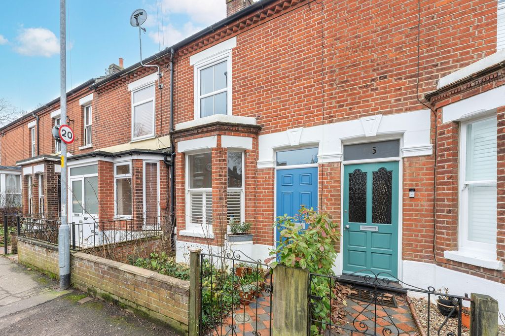 Property photo 1 of 20