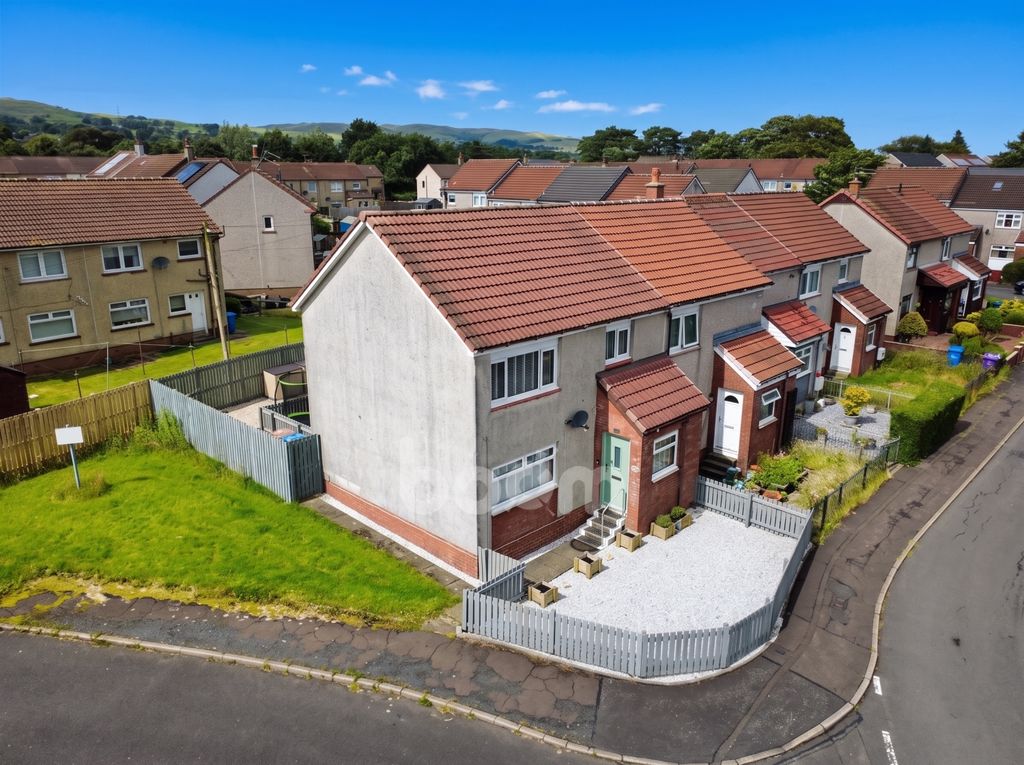 Property photo 1 of 22 Ladeside Court, Kilbirnie External One