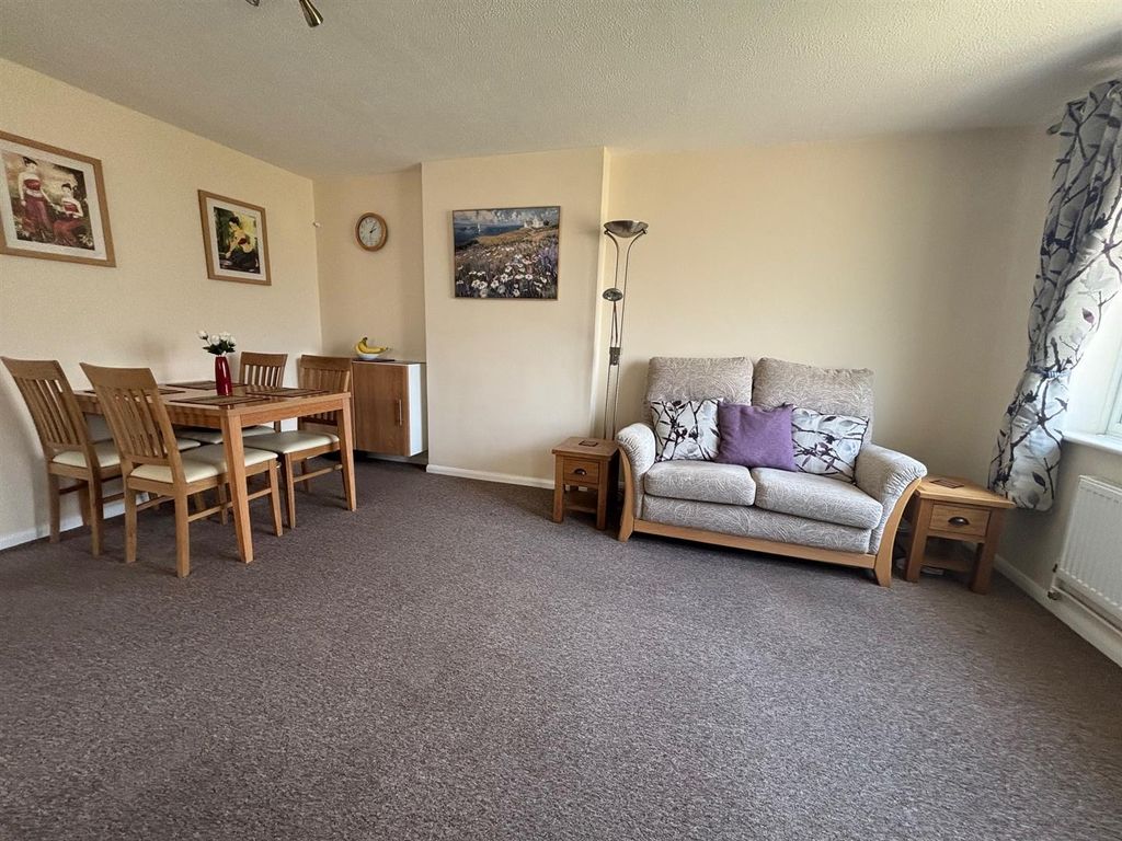 Property photo 2 of 8 2.Jpg