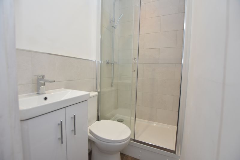 Property photo 3 of 6 Photo 14