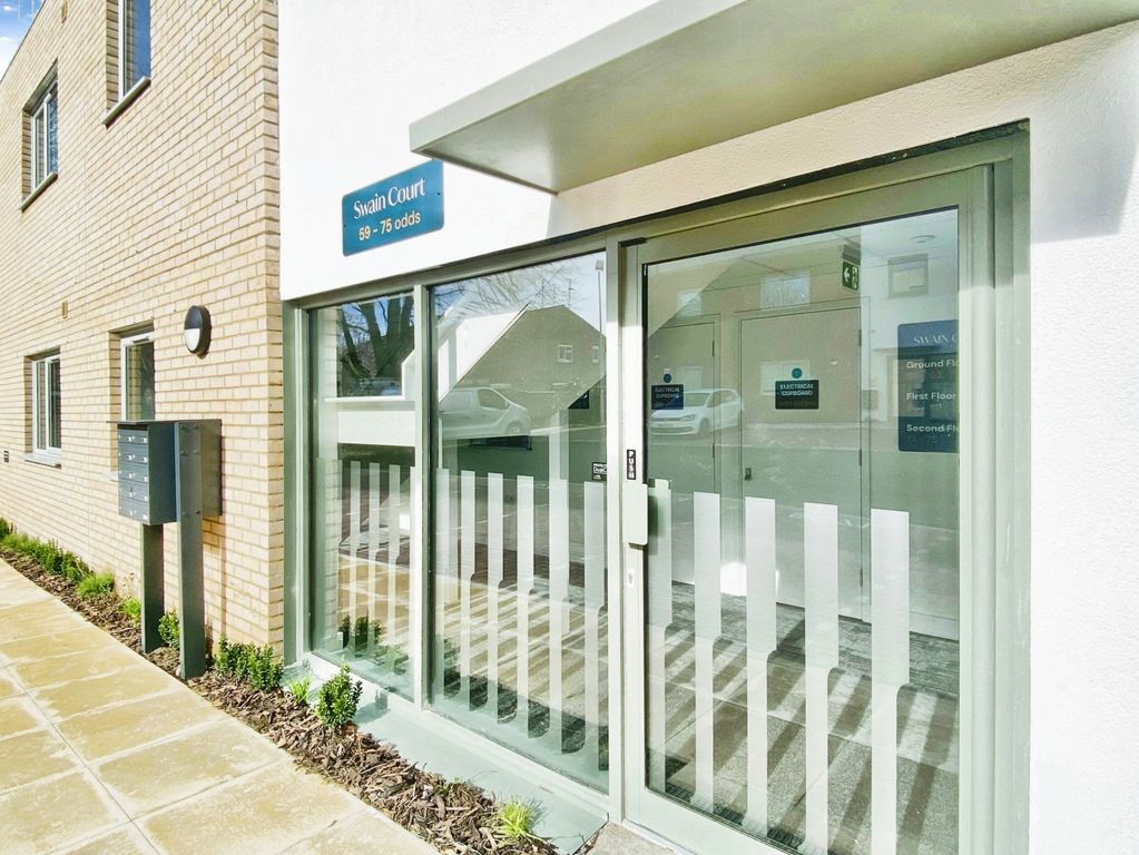 Property photo 1 of 8