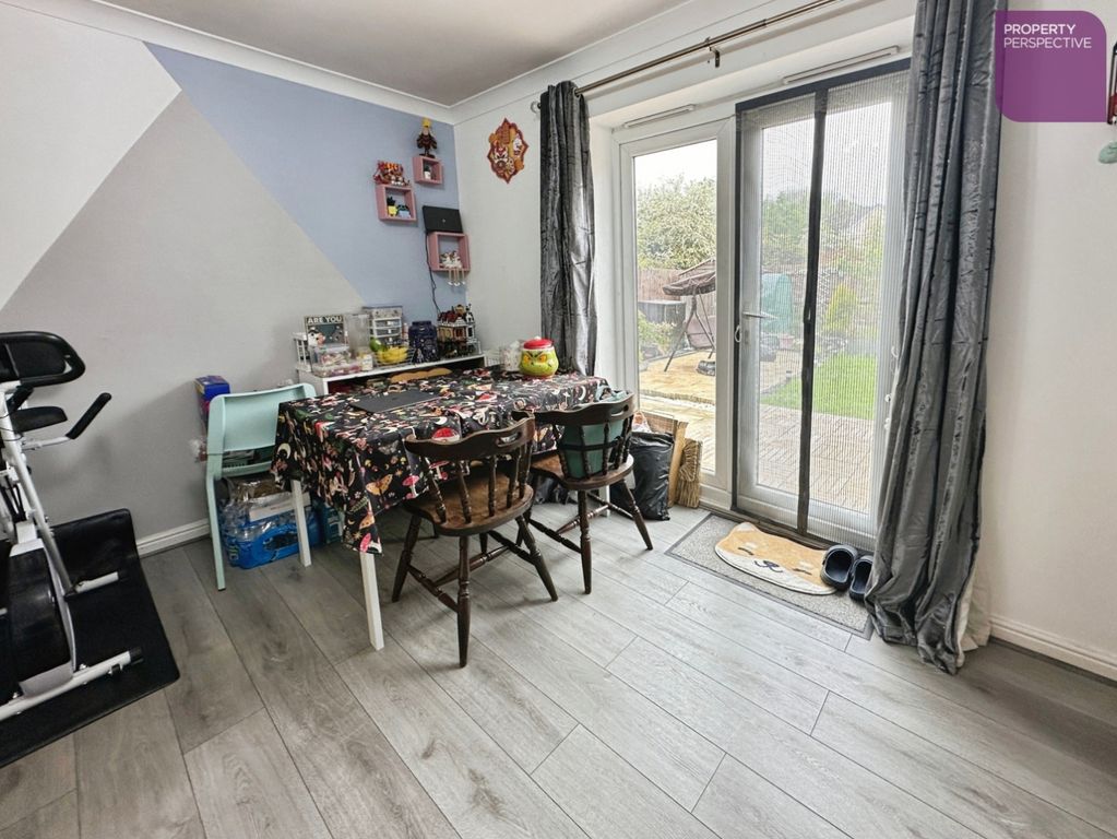 Property photo 3 of 14 Pbox-Img.Jpg