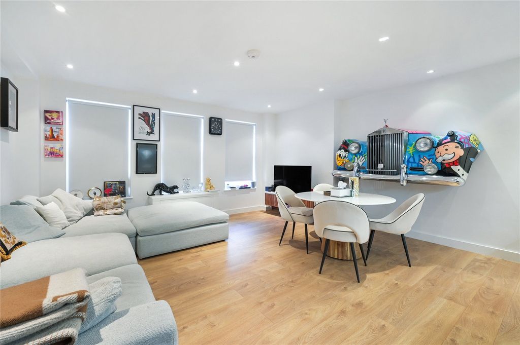 Property photo 3 of 10 Picture No. 08