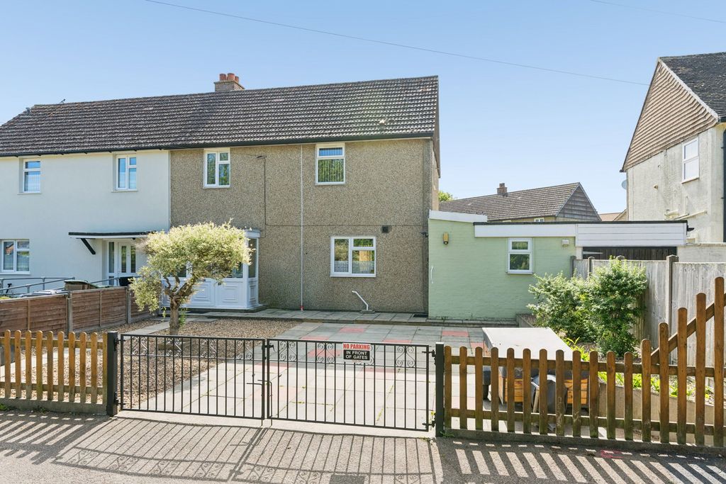 Property photo 1 of 20