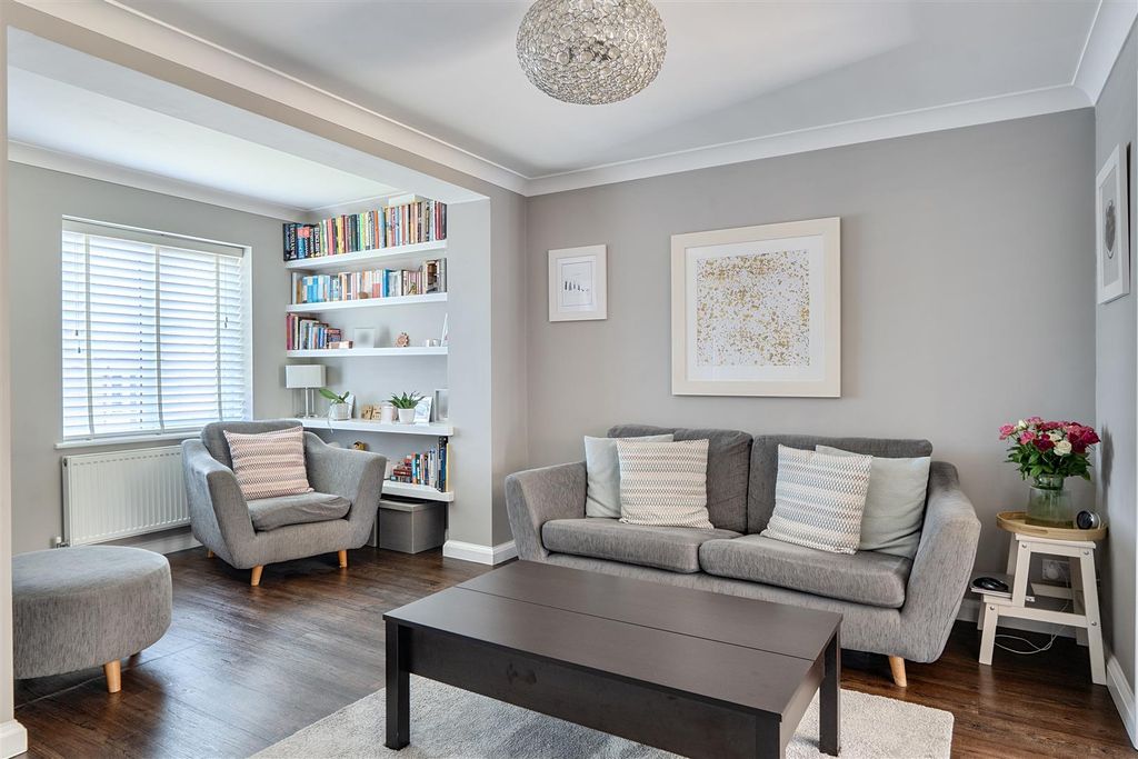 Property photo 2 of 15 1459464-8-6A1052406E4F8.Jpg