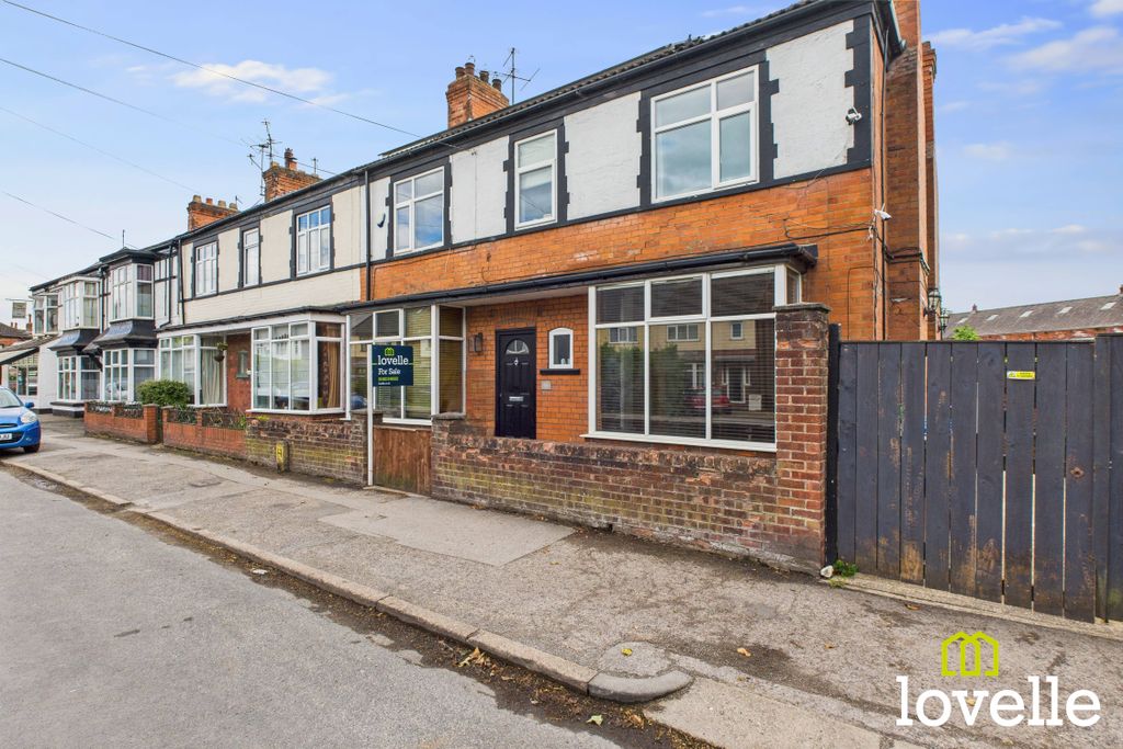 Property photo 1 of 25