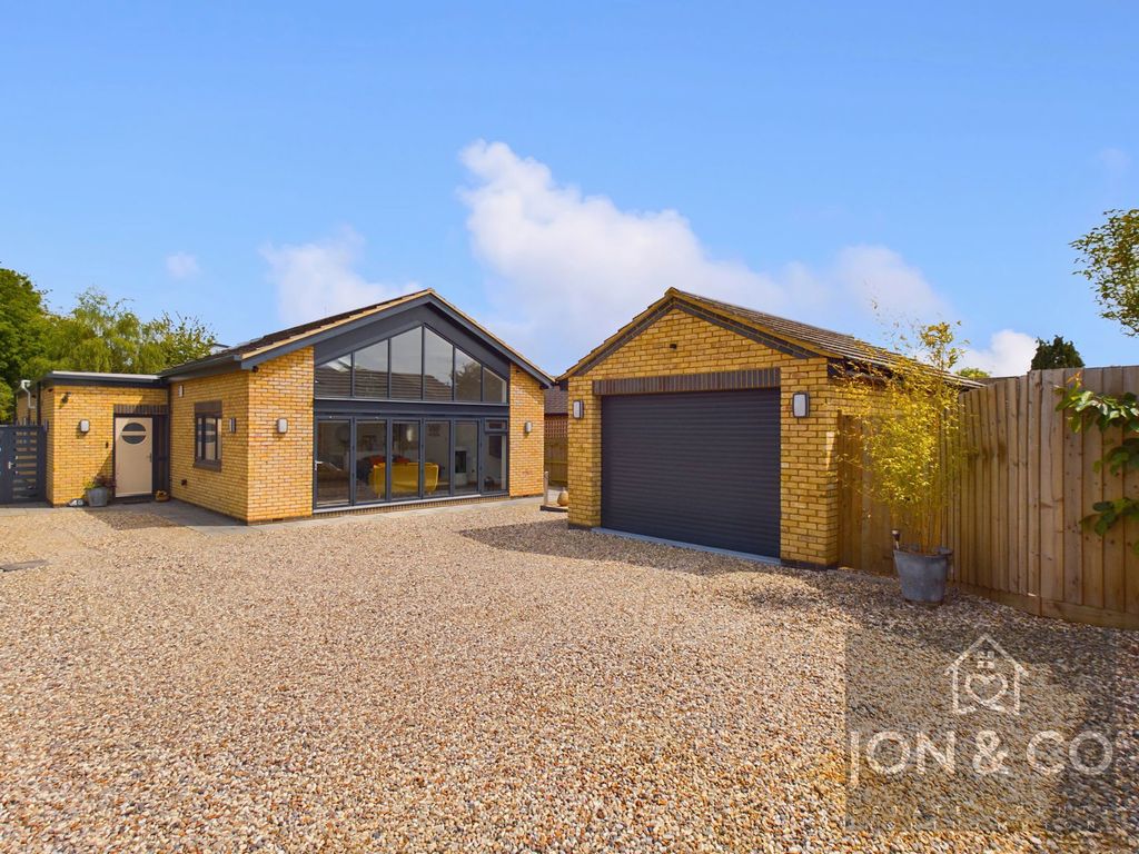 Property photo 1 of 36