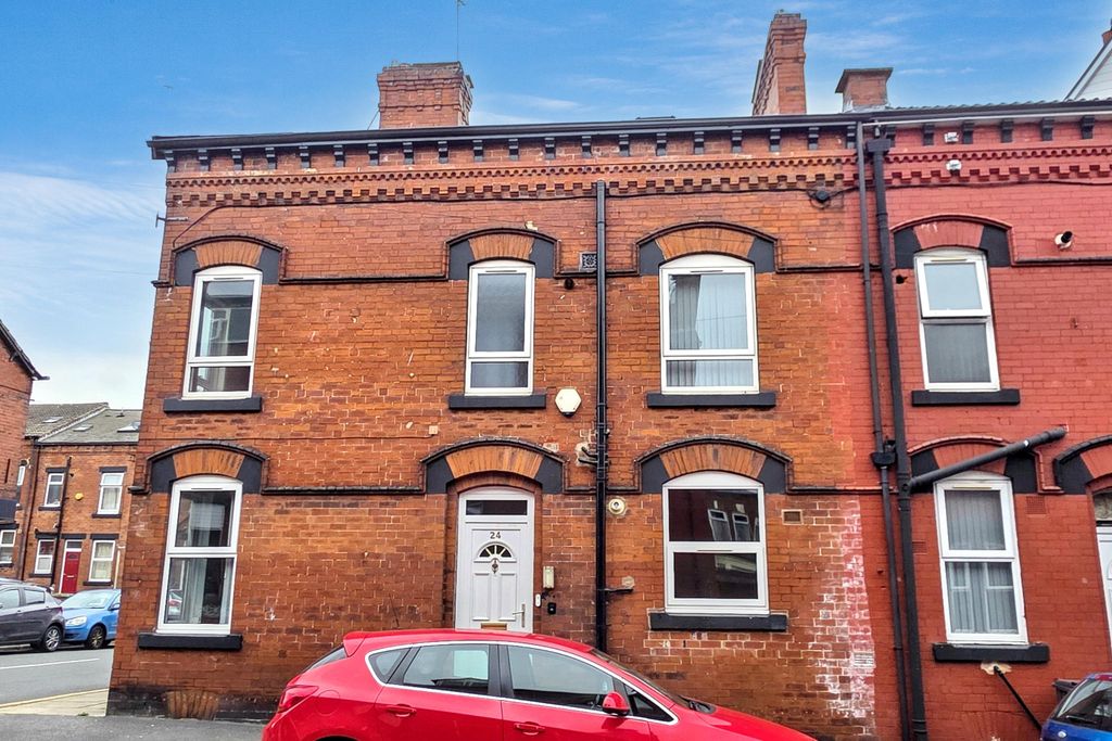 Property photo 1 of 1 24 Bayswater Crescent, Leeds, West Yorkshire, Ls8 5Qq