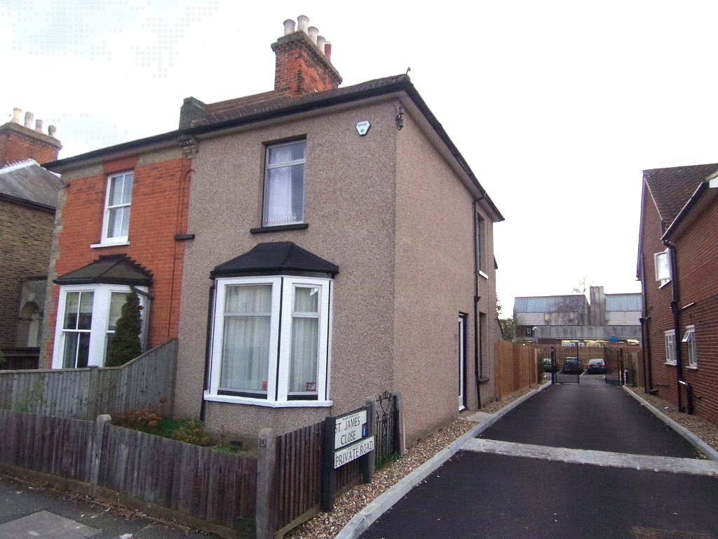 Property photo 1 of 4 Front