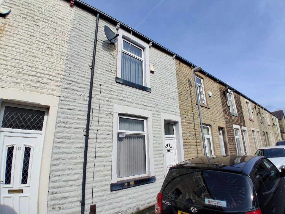 Property photo 2 of 18