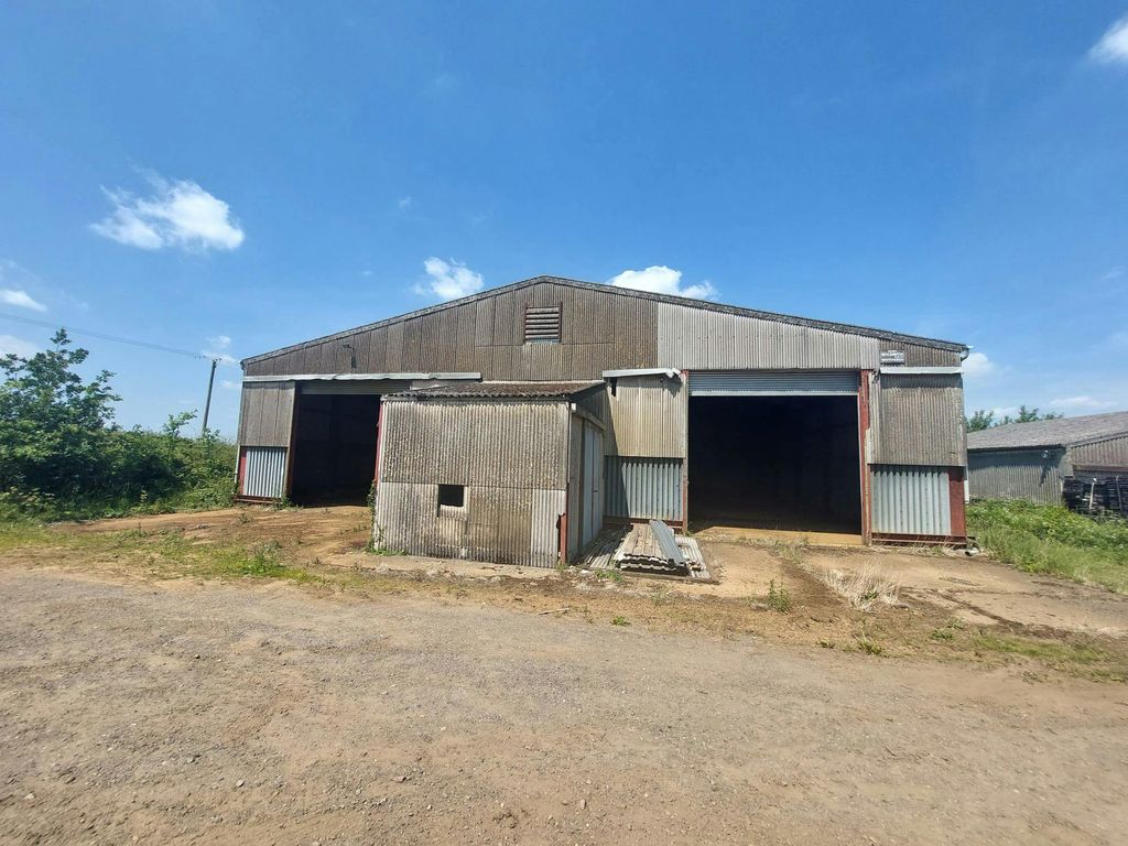 Property photo 1 of 3 Image 1