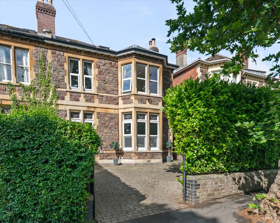 Property photo 1 of 22 Image