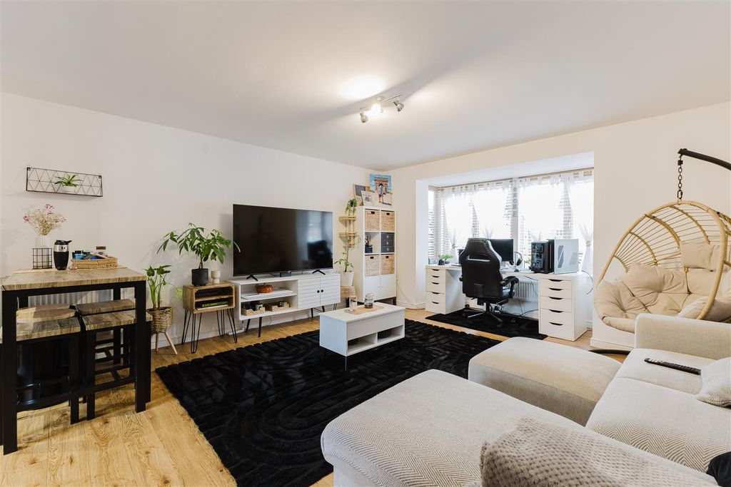 Property photo 2 of 19 Living 2.Jpg