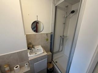 Property photo 3 of 6 Venice Bathroom 1.Jpg