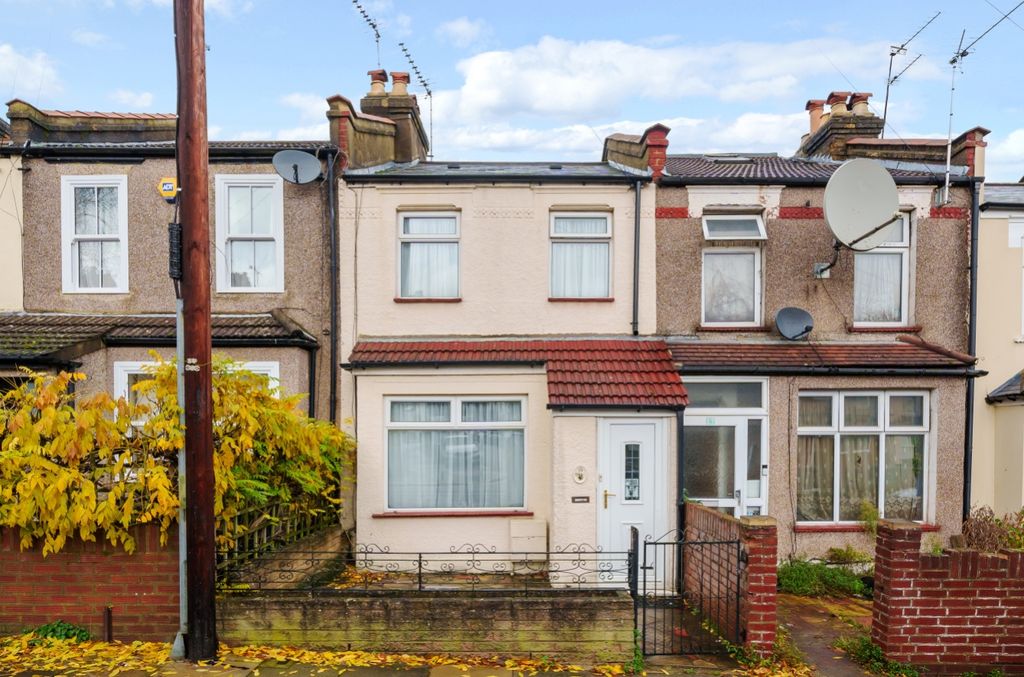 Property photo 1 of 15 1059505 (1)