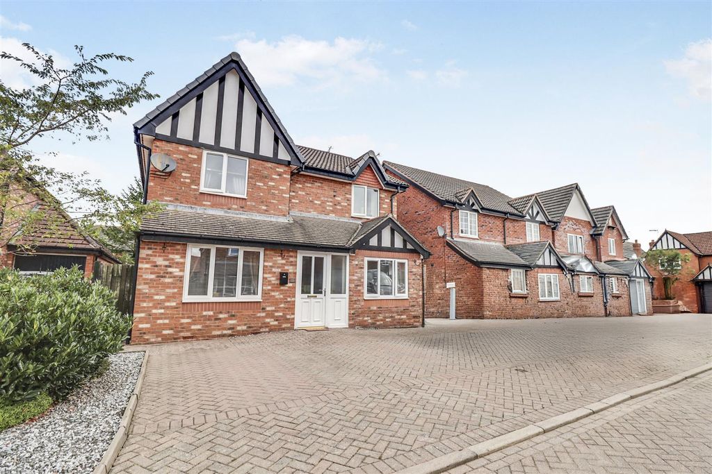Property photo 1 of 47 21Newfs.Jpg