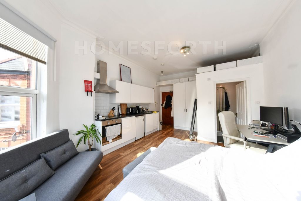 Property photo 3 of 6 Photo 3