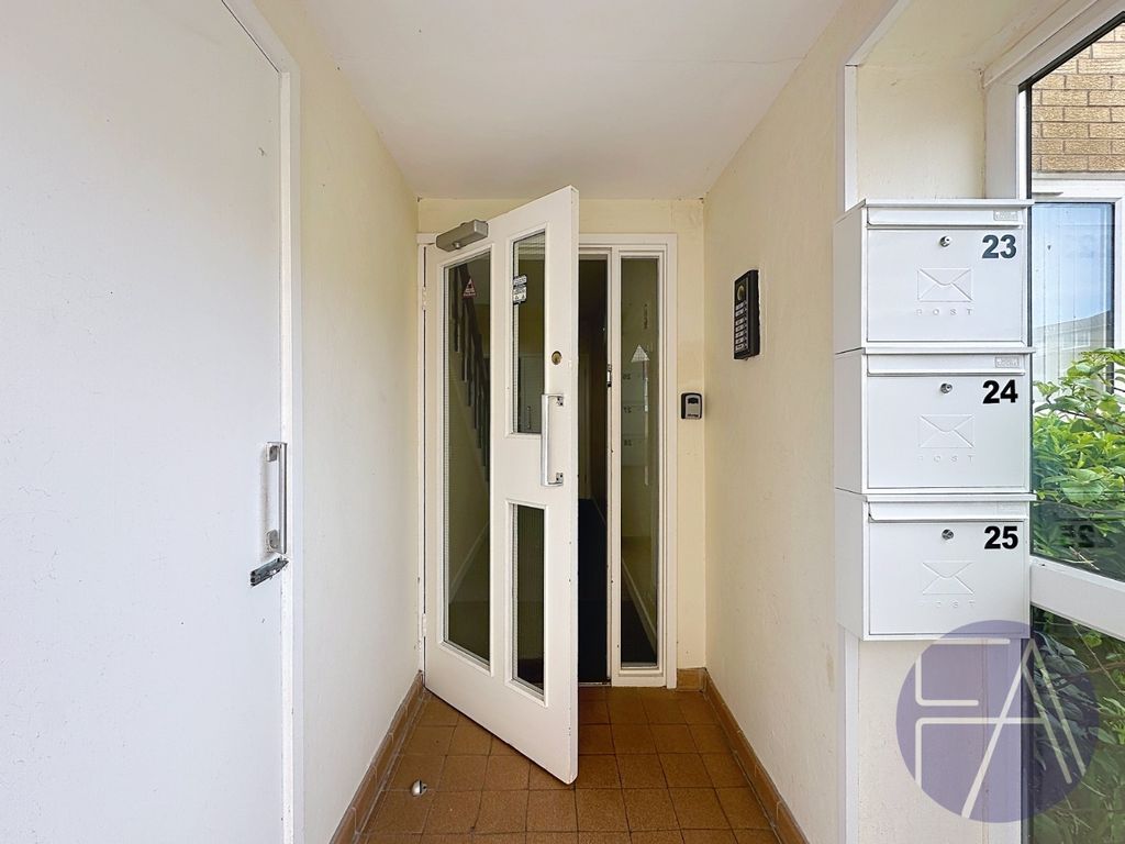 Property photo 2 of 22 5062634