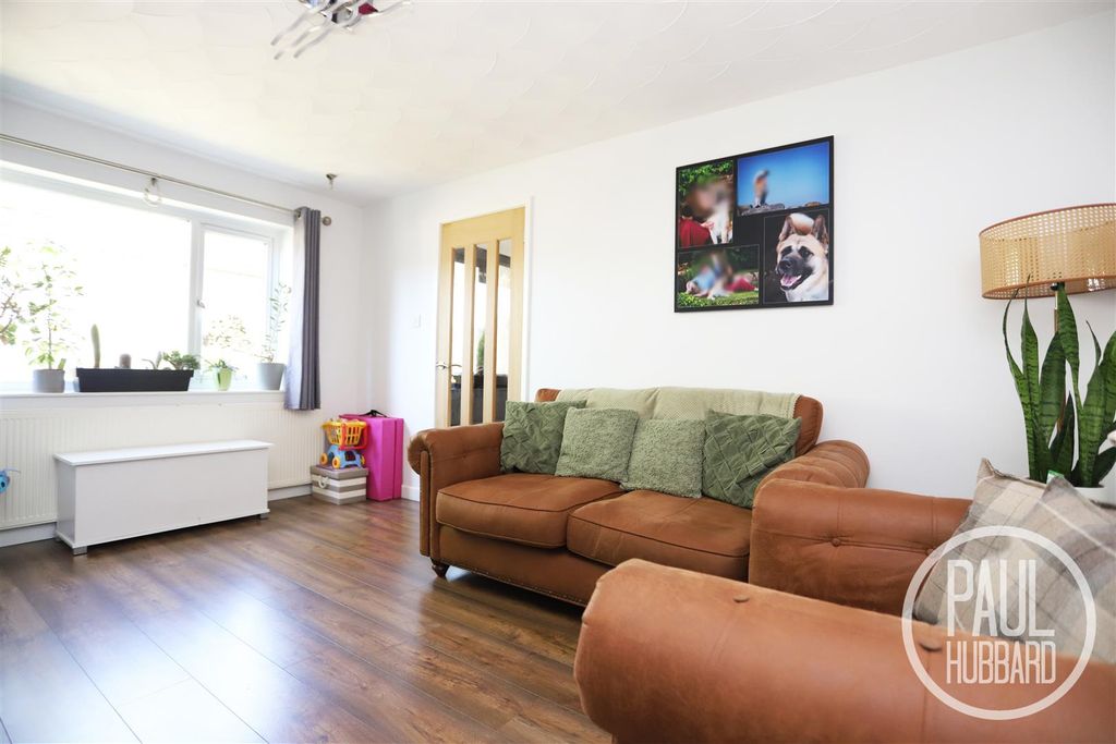 Property photo 3 of 21 Img_2422.Jpg
