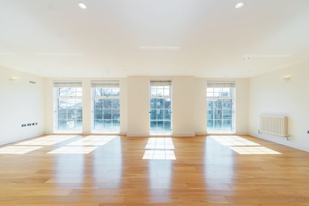 Property photo 2 of 10 Photo 9