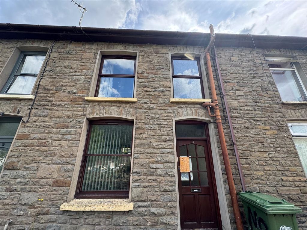 Property photo 1 of 16 4B.Jpg