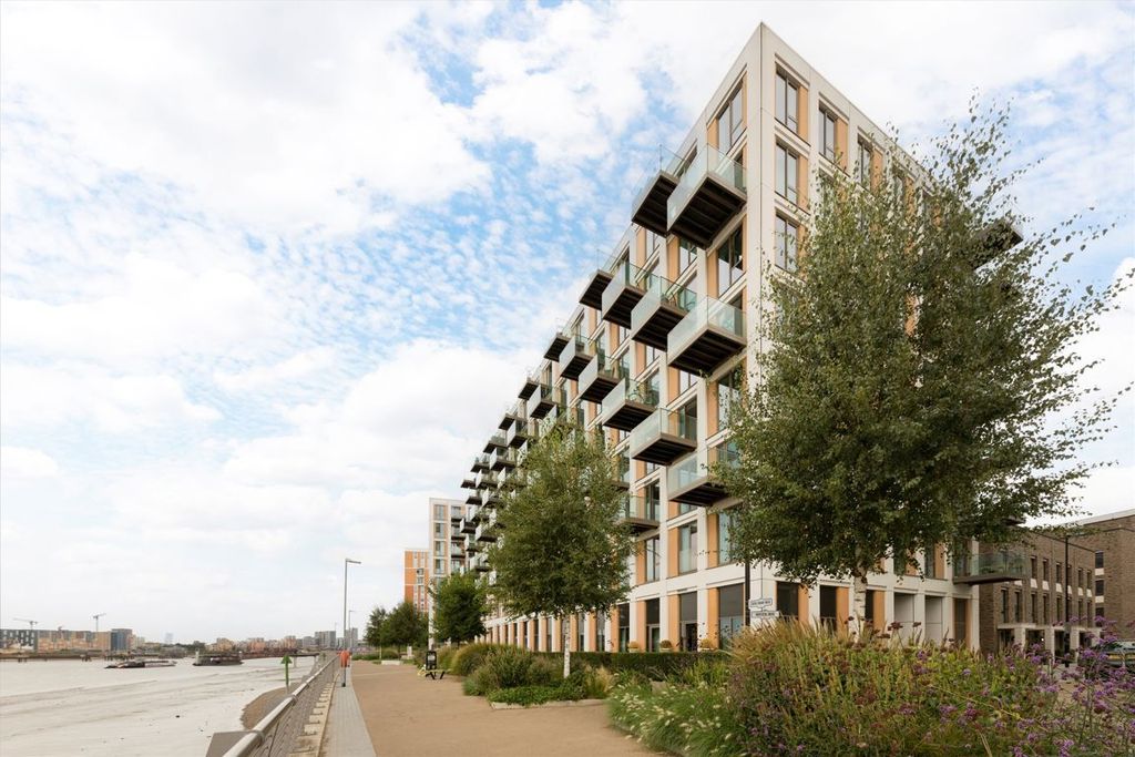 Property photo 3 of 3