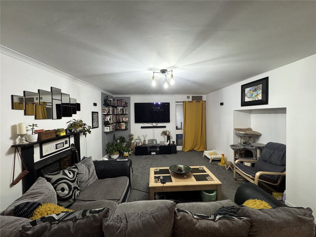 Additional image 18 of 2 bed flat for saleSouthpark, Tywardreath PL24