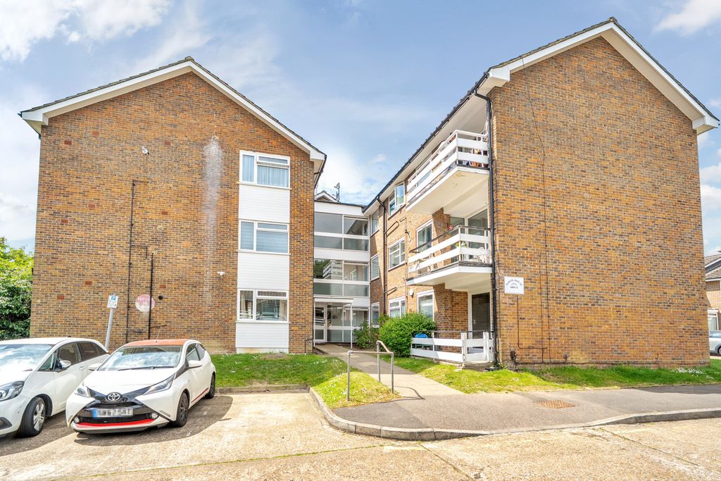 Property photo 1 of 3 34-681B70262Fb5B-...