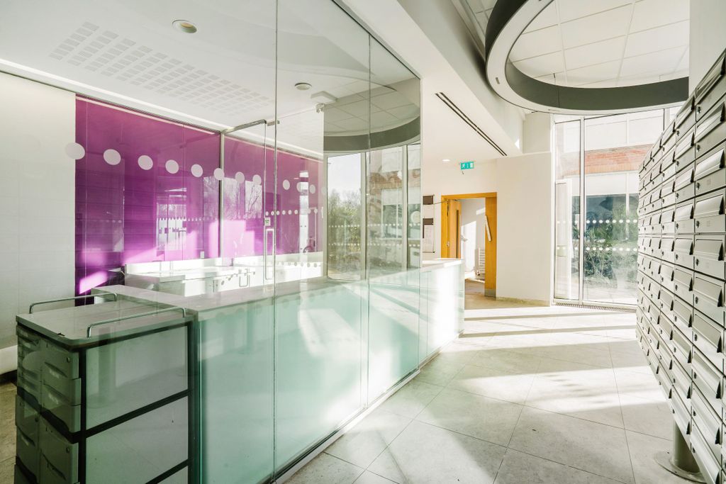 Property photo 2 of 4