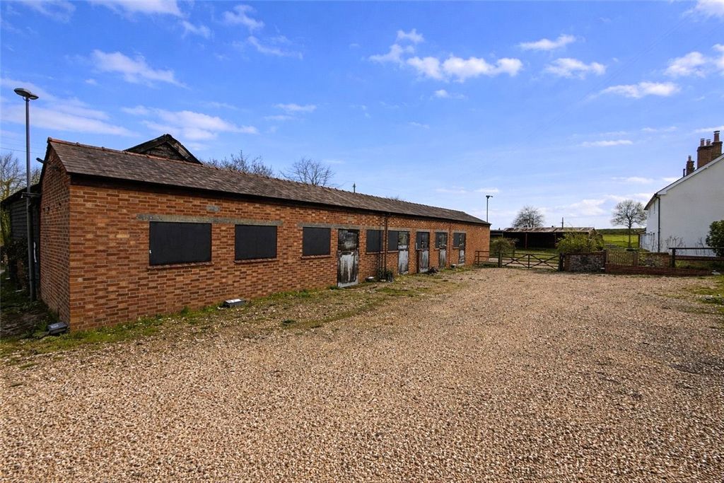 Property photo 2 of 18 Picture No. 02