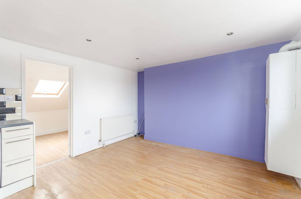 Property photo 2 of 5