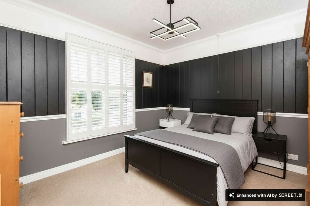 Property photo 3 of 24