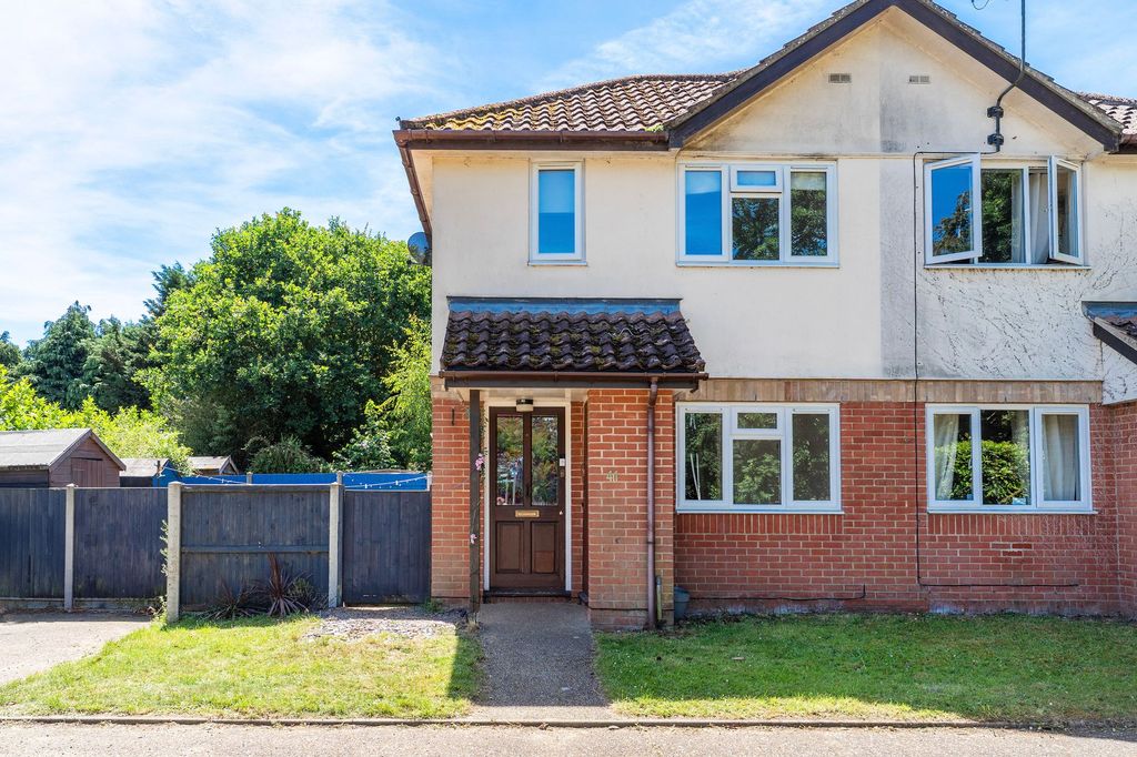 Property photo 1 of 9