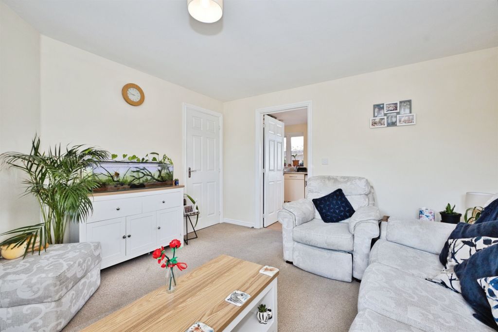 Property photo 3 of 16