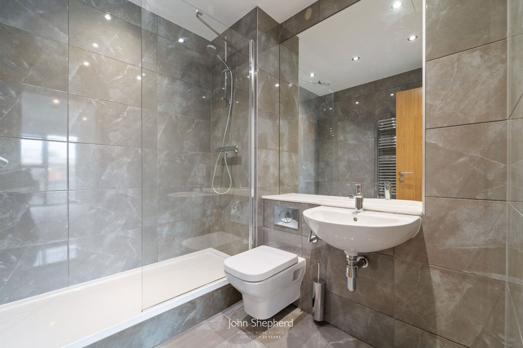 Property photo 2 of 10 Picture No. 12