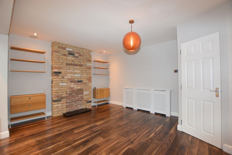 Property photo 3 of 18 Photo 13