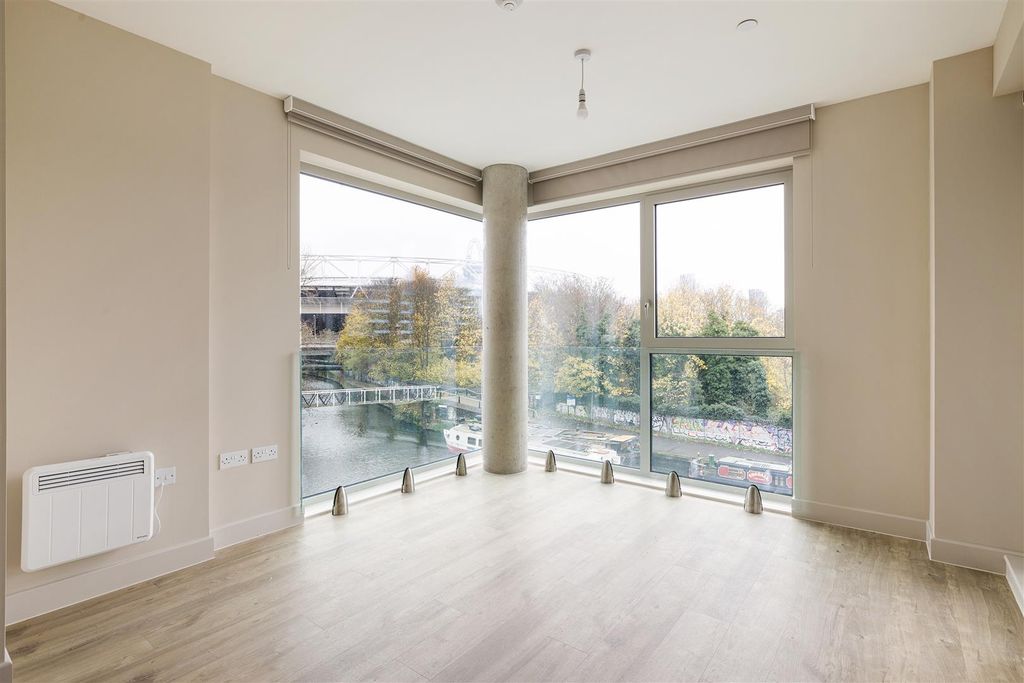 Property photo 2 of 15 Bf1A0288.Jpg